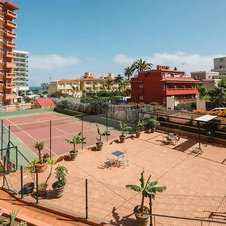 公寓 With Balcony And Swimming Pool *